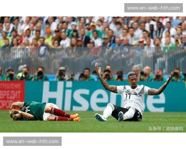 2010世界杯：德国战车碾压英格兰，历史恩怨的绿茵绝唱